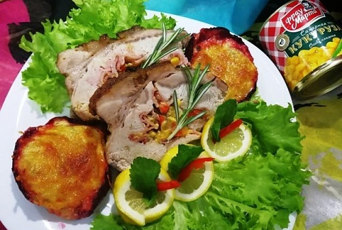 Фаршированная свинина с пюре